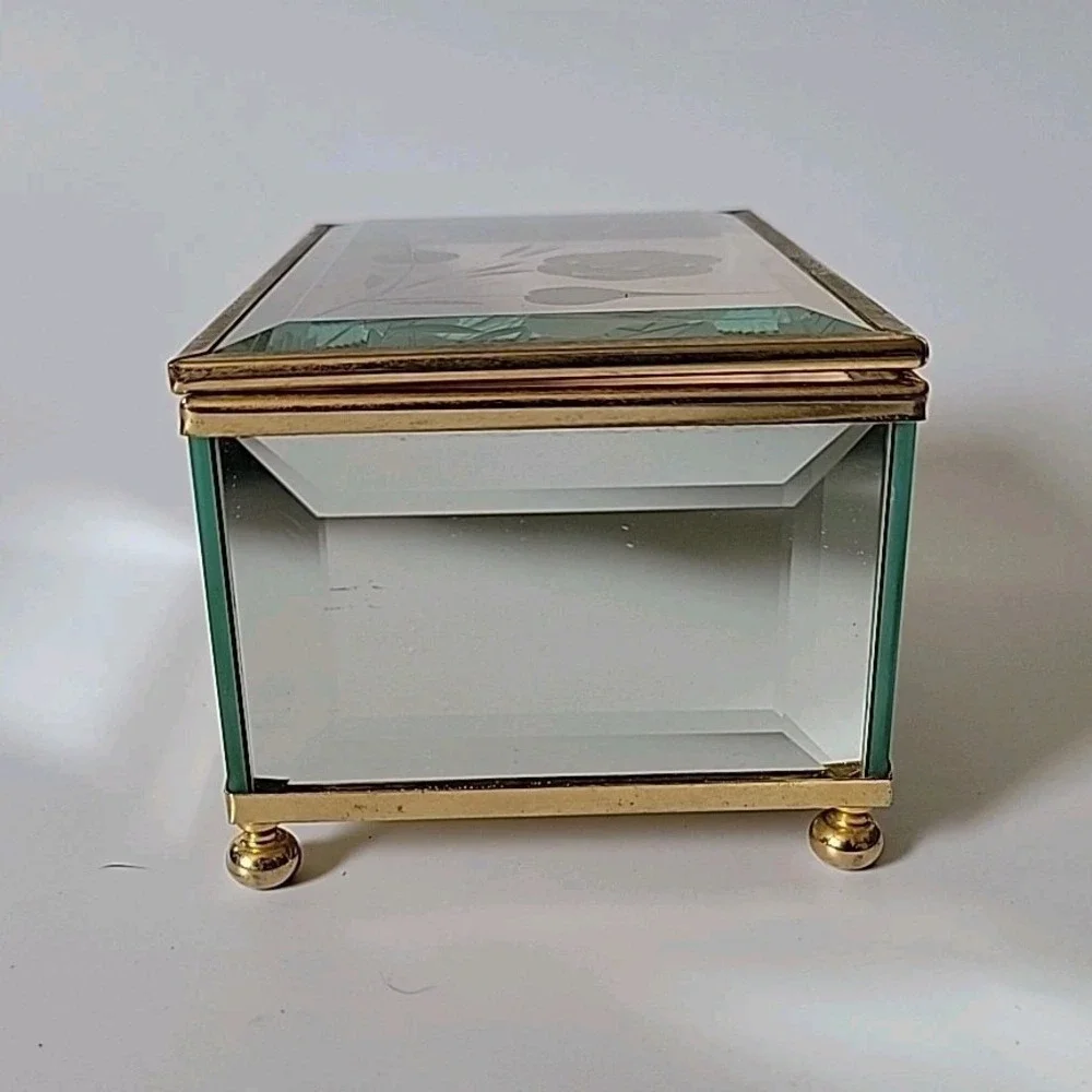 Vintage Beveled Mirrored‎ Glass Brass Trim Trinket Jewelry Box Etched Floral Lid